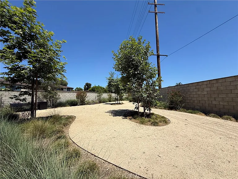 35 Bigsby Dr — Photo 28