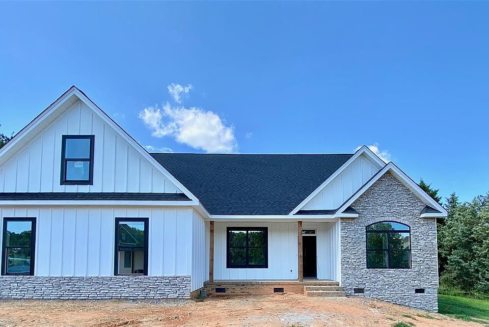 1st image of 361 Royal Burgess Dr