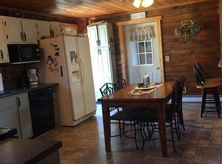 83 Green Barn Rd, Hudson Falls, NY 12839