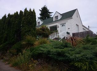 800 & 802 NW 60th St, Seattle, WA 98107