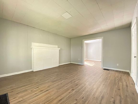 2nd image of 1804 Highland St #A