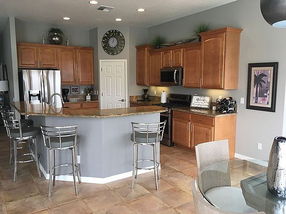 4th image of 2885 Fort Mojave Dr