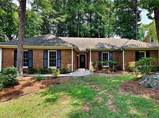 1147 W Mill Dr NW, Kennesaw, GA 30152