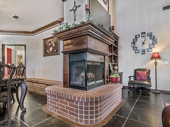 5th image of 33 Tiffany Ln