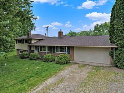 7340 Hartland Rd, Fenton, MI, 48430