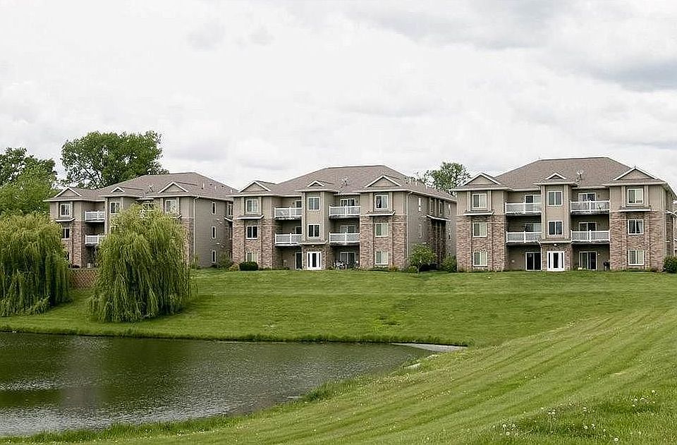 1st image of 245 Sadler Ln APT 201