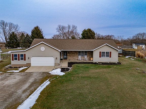 3rd image of 1152 Orr Rd