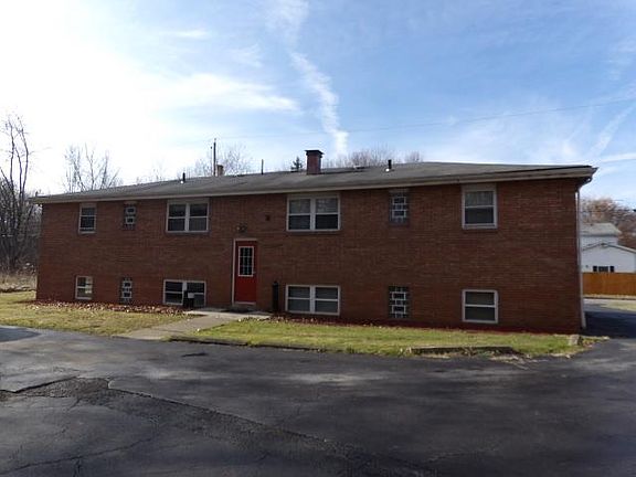 3rd image of 170 Kendall Ave APT A