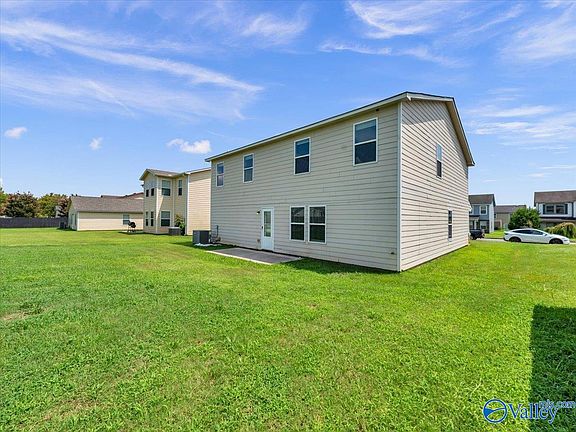 2nd image of 29865 Glenrose Way