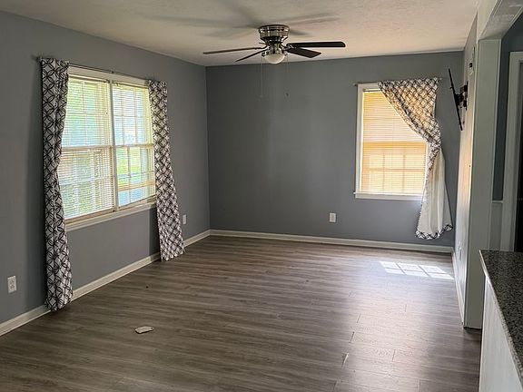 3rd image of 1601 Gail Ave