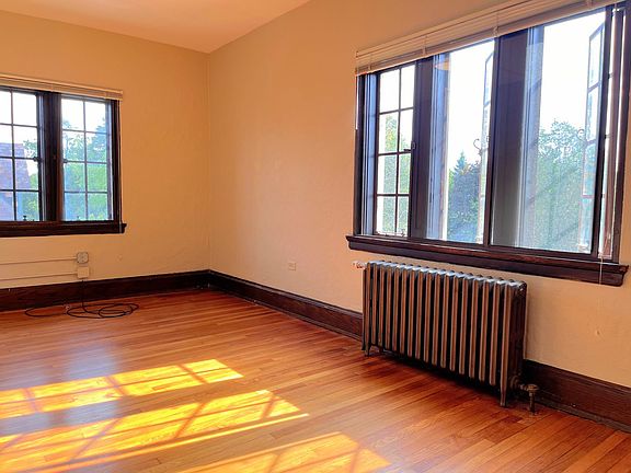 4th image of 330 Linwood Ave #303