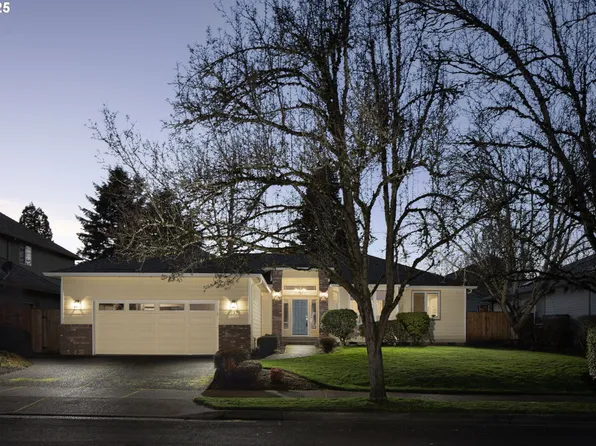 20275 SW Comanche Ter, Tualatin, OR 97062