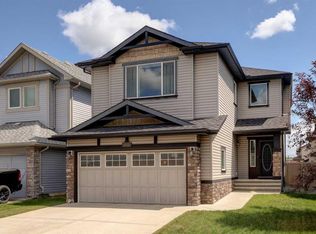 1210 W Kingston Cres SE, Airdrie, AB T4A 0E9