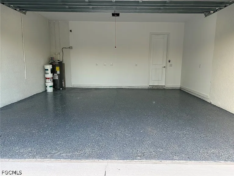 2801 SW Embers Ter — Photo 5