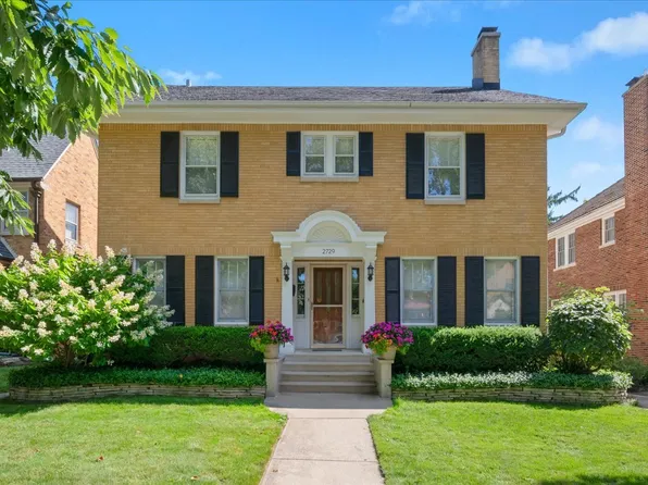 2729 Lawndale Ave, Evanston, IL 60201