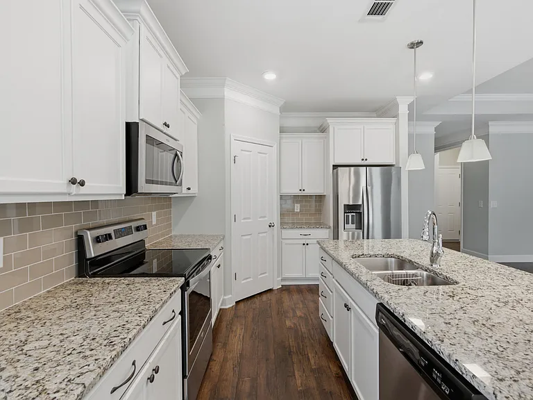 1313 Duns Ln — Photo 9