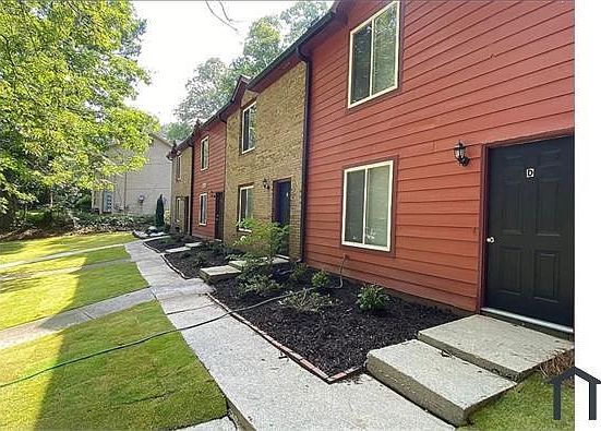 2nd image of 2644 Dorian Dr APT D