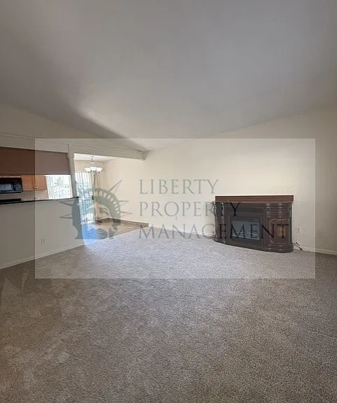 1819 S Cherokee Ln #71 — Photo 3