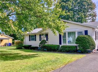 232 Green Manor Rd, Enfield, CT 06082