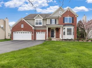 2029 Torino Dr, Elgin, IL 60123