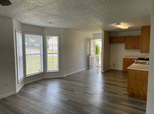 1100 Shores Dr, Columbia, TN 38401