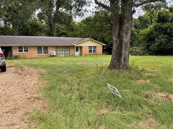 2525 Clark St, Coushatta, LA 71019