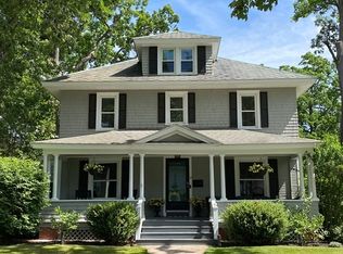 38 Fernleaf Ave, Longmeadow, MA 01106
