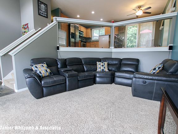 4th image of 5831 Grand Oaks Dr NE