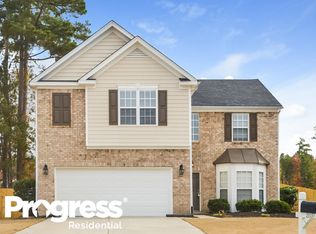 2113 Beacon Crest Dr, Buford, GA 30519