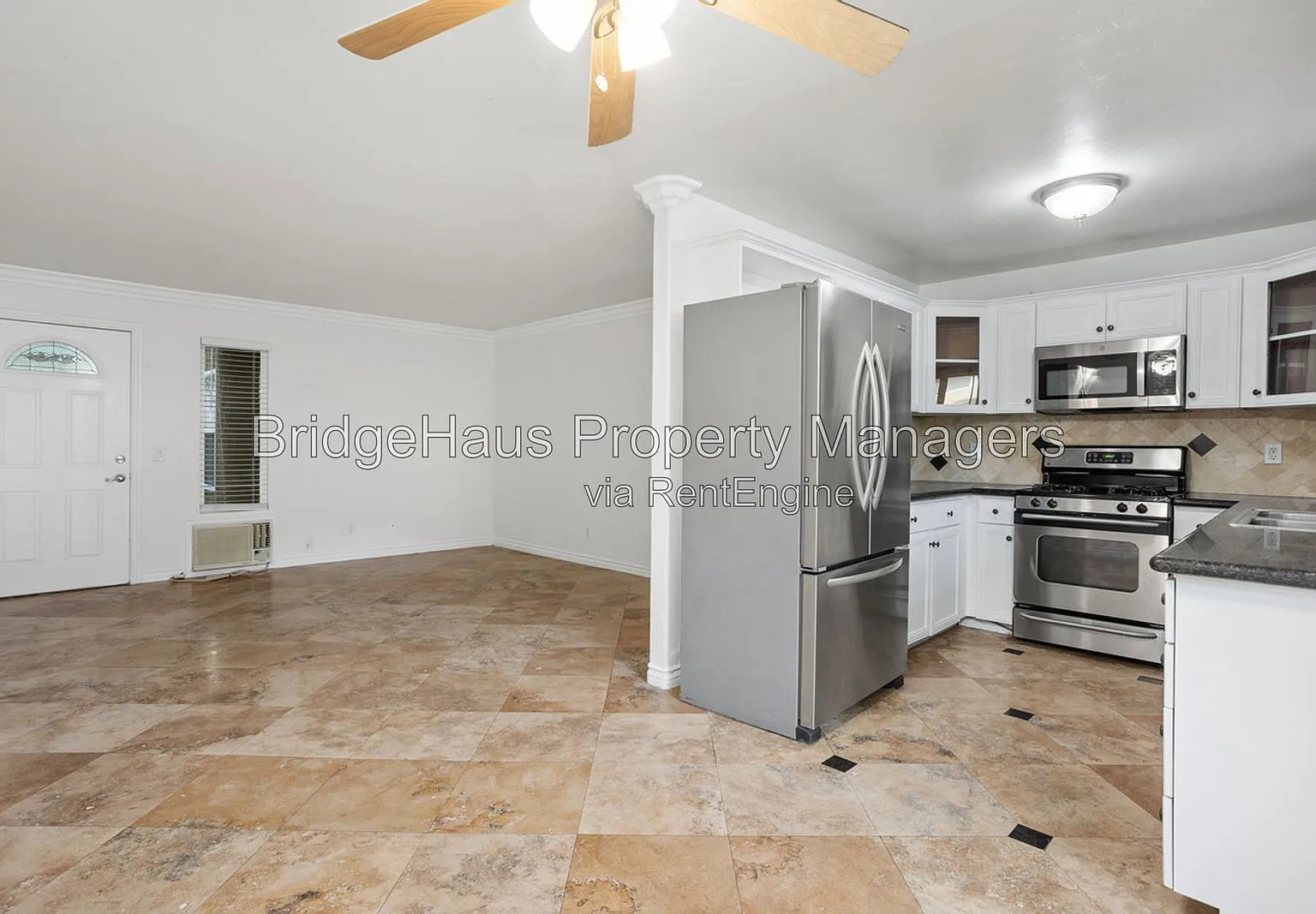 2 bed, 2.0 bath, 912 sqft, $2,395 — Photo 1