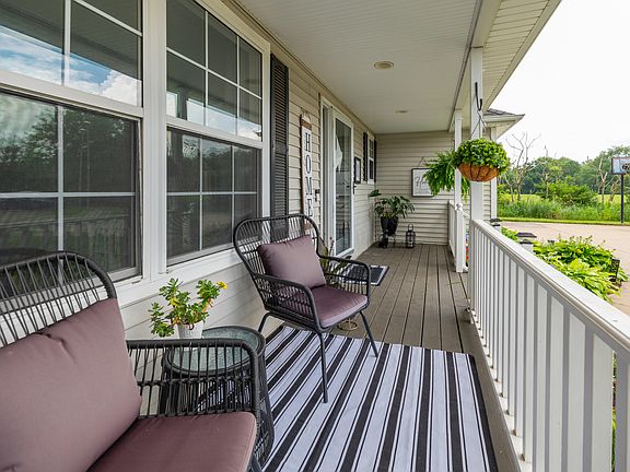 4th image of 230 Morhouse Dr