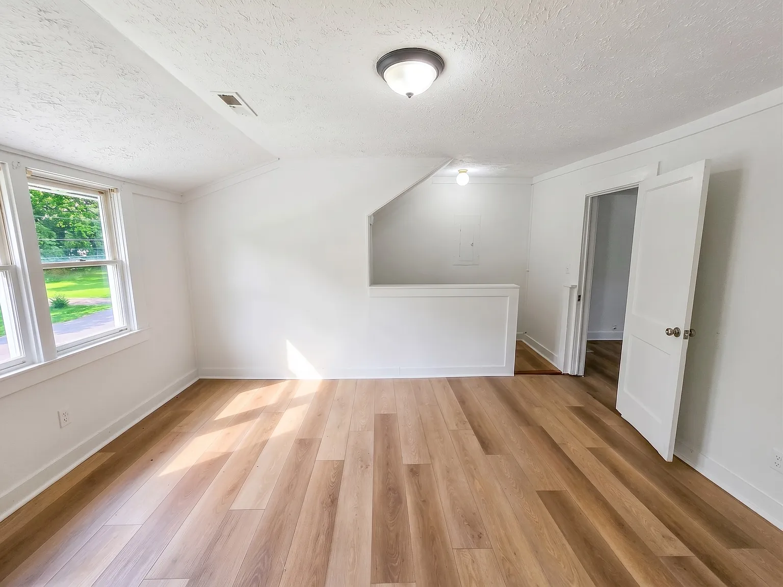 3 bed, 1520 sqft, $1,450 — Photo 3