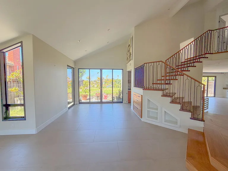 25651 Del Norte — Photo 10