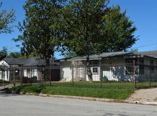 305 Moody St, Houston, TX 77009