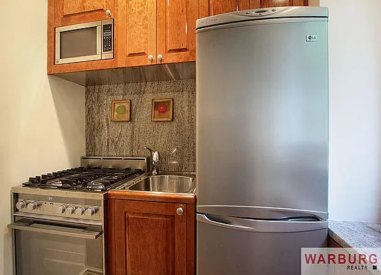 Sold by Warburg | media 29