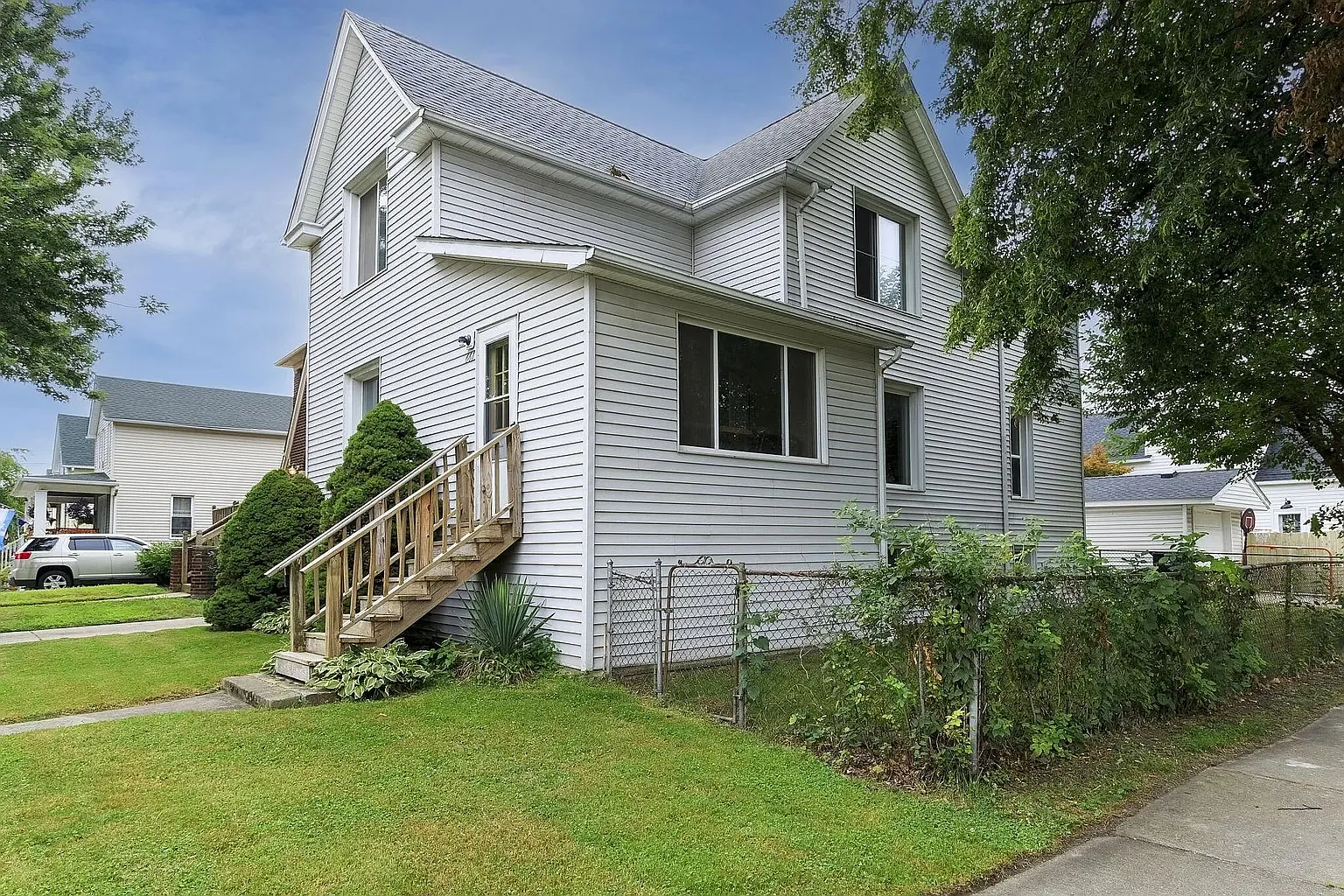 3 bed, 1000 sqft, $1,500 — Photo 3