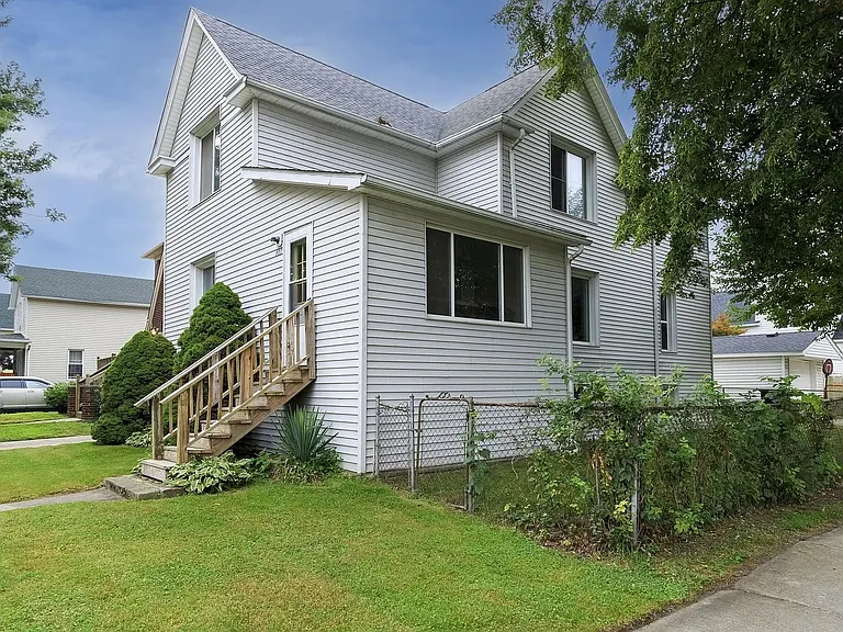 667 Pine St #1 — Photo 3