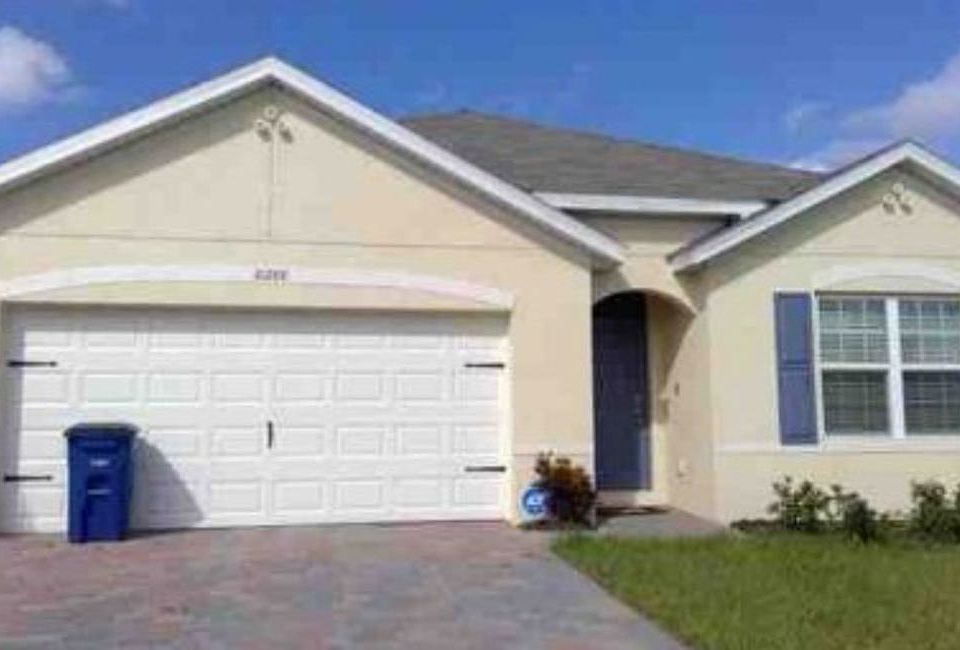 2nd image of 10288 Silver Pond Ln