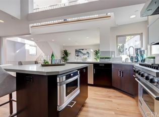 447 Manhattan Ave, Hermosa Beach, CA 90254
