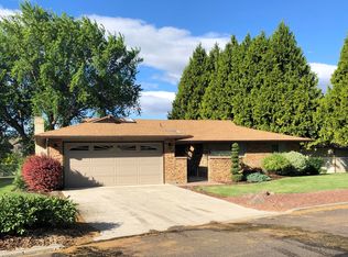 240 Suntides Blvd, Yakima, WA 98908