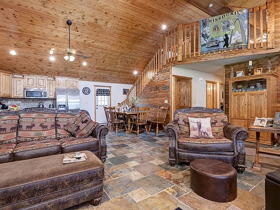5th image of 195 Pinnacle Cove Ln