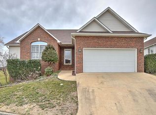 1104 Cooks Ter, Kingsport, TN 37664