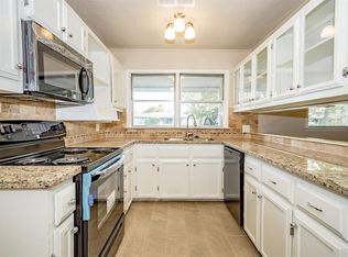 2010 14th Ave N, Texas City, TX 77590