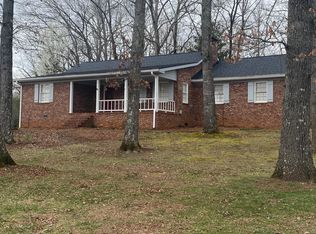 1292 Frontier Dr, Sugar Hill, GA 30518