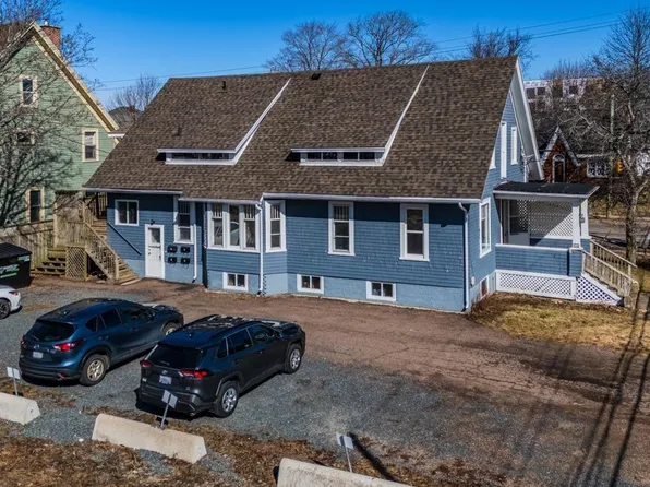 104 Lorne St, Truro, NS B2N 3K5