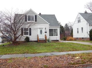 14917 James Ave, Maple Heights, OH 44137