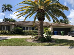 3216 NE 42nd Ct, Fort Lauderdale, FL 33308
