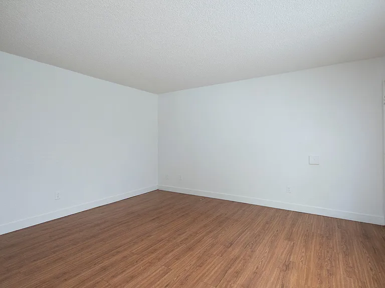 3 bed 2 bath in the heart of San Diego — Photo 14