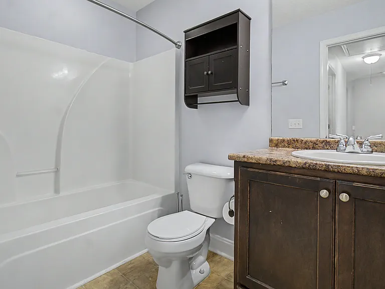 151 Lincoln Way NE — Photo 19