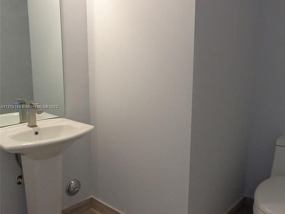 3rd image of 1300 Brickell Bay Dr APT 2301